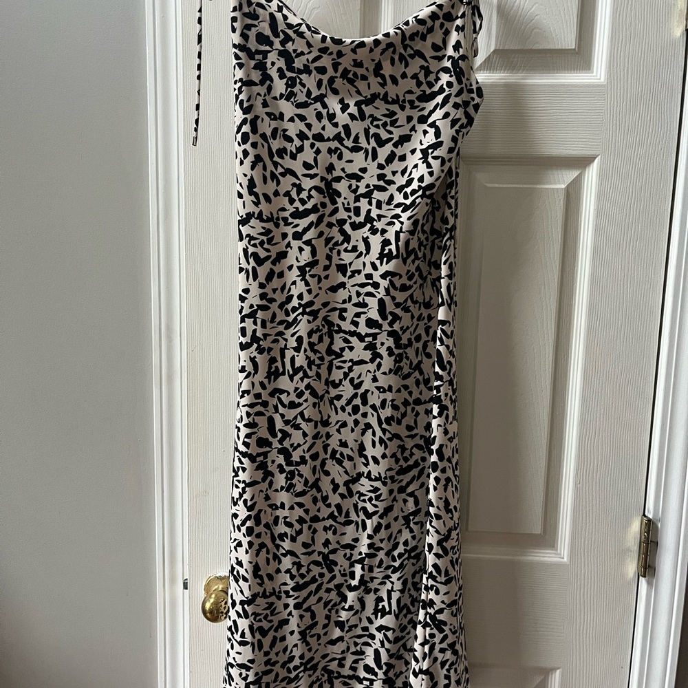 Dry Goods Small Midi Black and White Spotted Cowl Neck Dress